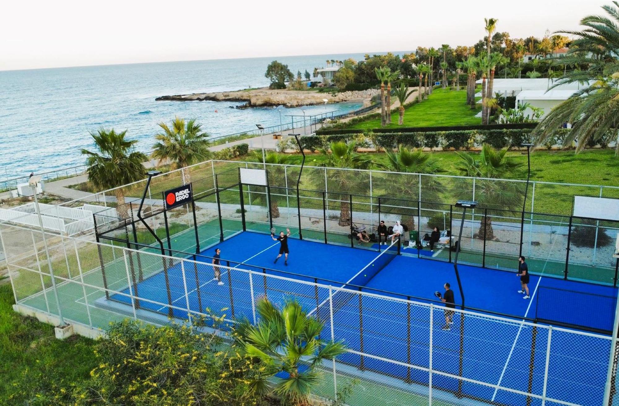 Diana - Coralli Beachfront Apartment Протарас Екстериор снимка